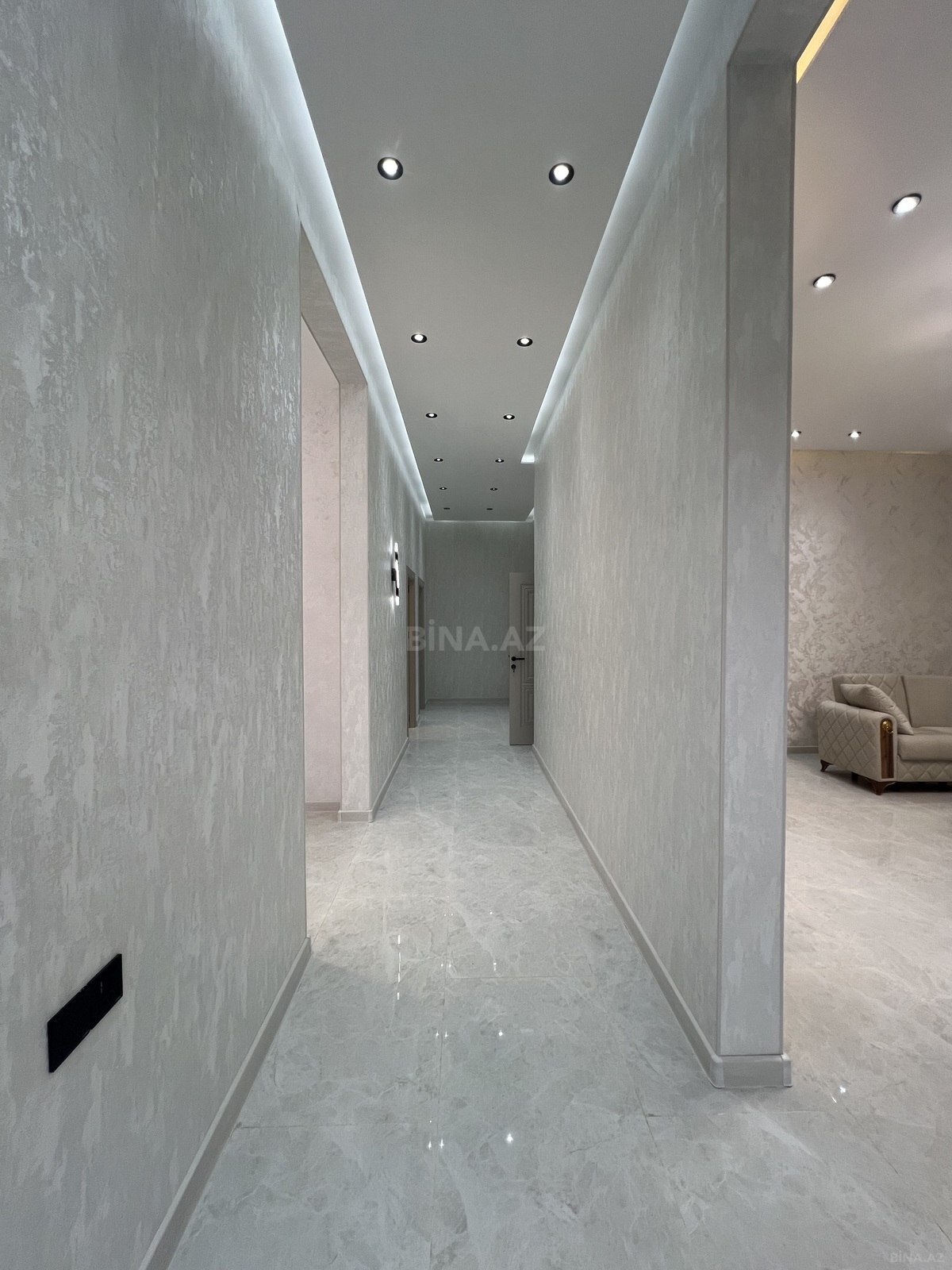 4 otaqlı Həyət evi/Bağ evi, Şüvəlan q., Bakı
