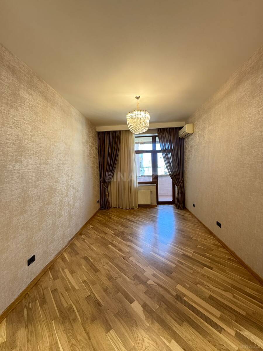 5 otaqlı Yeni tikili, 28 May m., Bakı