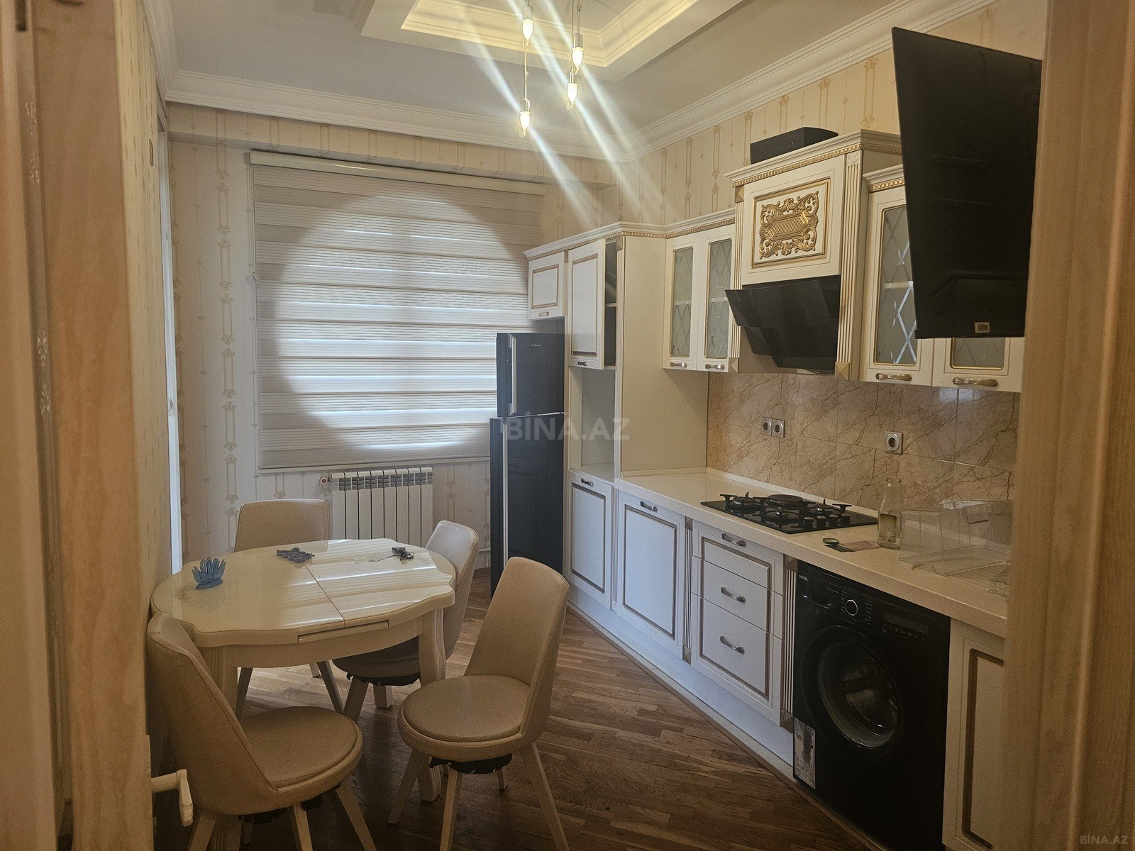 3 otaqlı Yeni tikili, 8 Noyabr m., Bakı