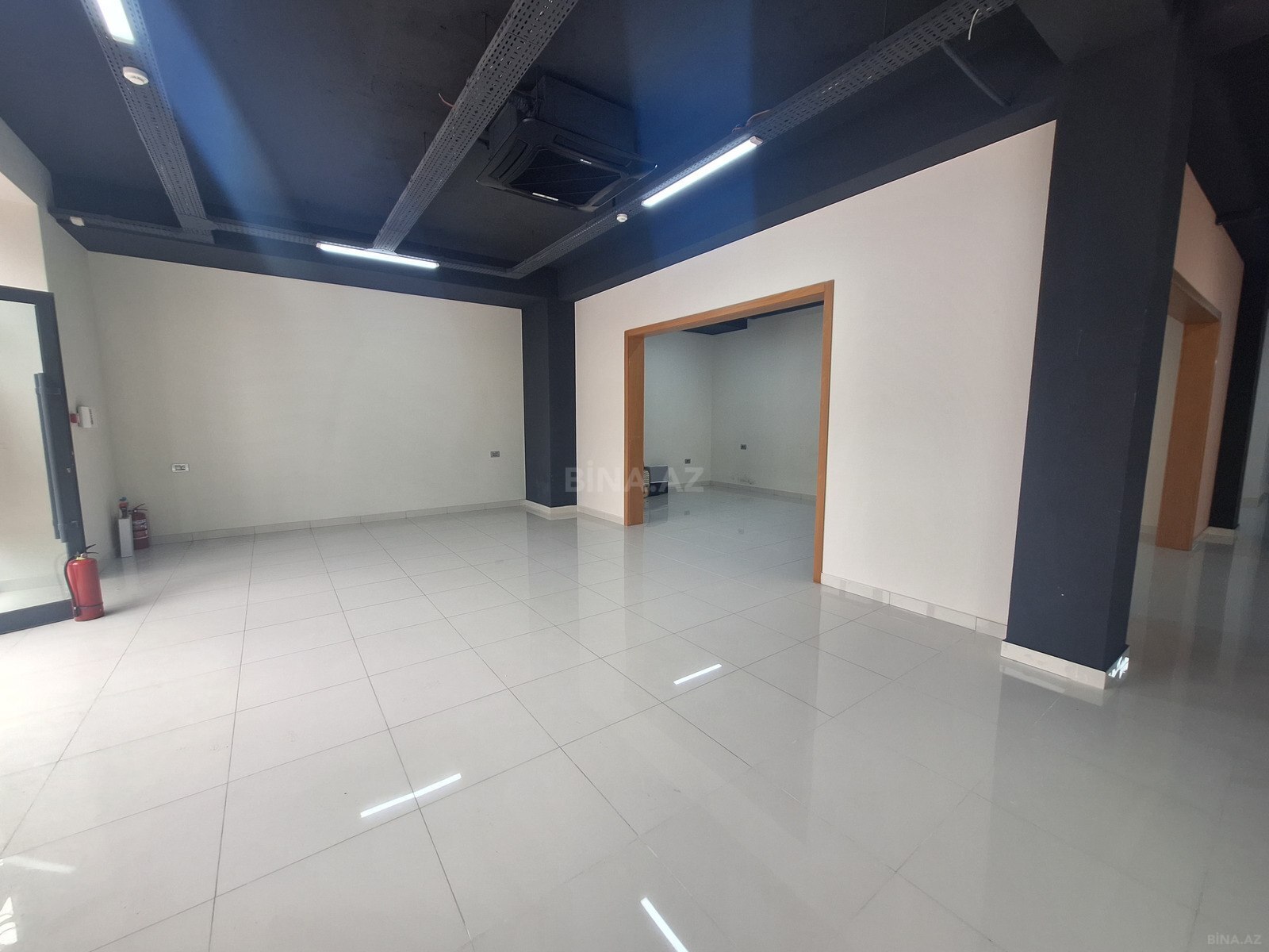 Obyekt 8 Noyabr m., Bakı