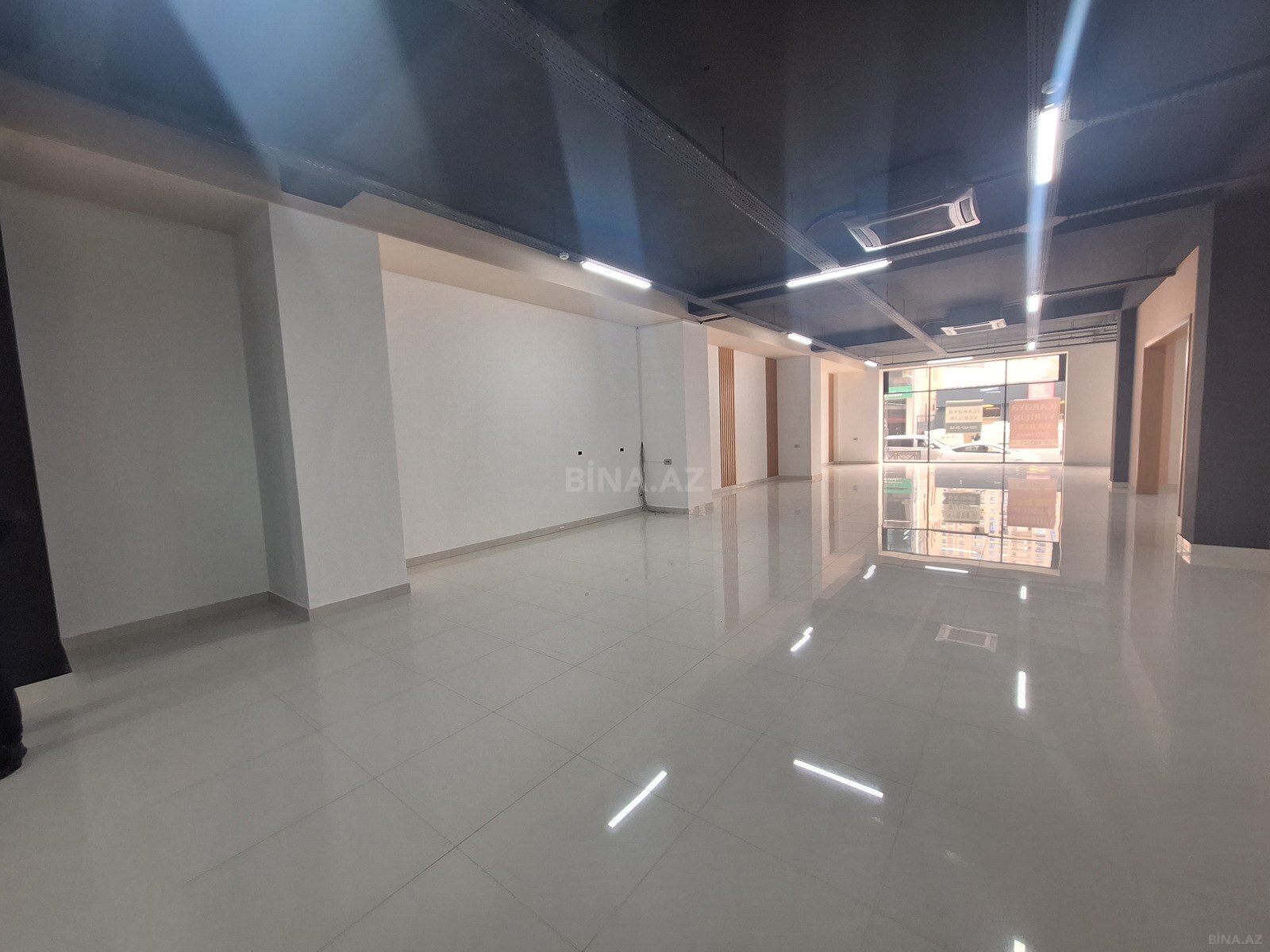 Obyekt 8 Noyabr m., Bakı