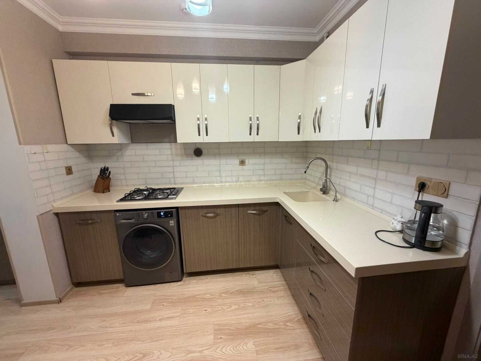 2 otaqlı Köhnə tikili, Azadlıq Prospekti m., Bakı
