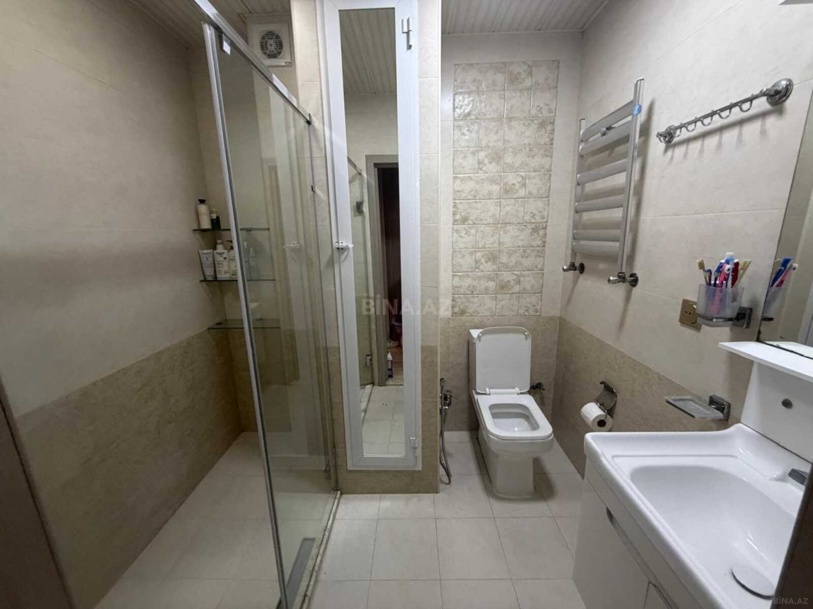 2 otaqlı Köhnə tikili, Azadlıq Prospekti m., Bakı