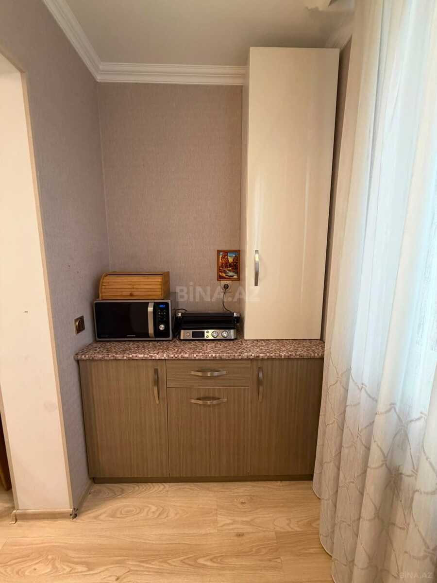 2 otaqlı Köhnə tikili, Azadlıq Prospekti m., Bakı