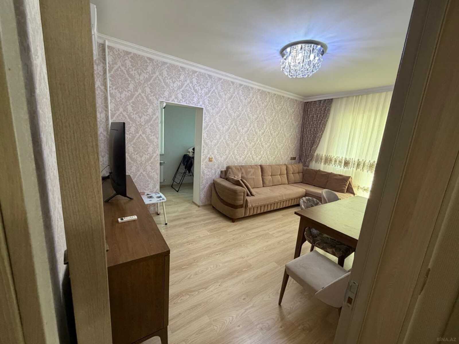 2 otaqlı Köhnə tikili, Azadlıq Prospekti m., Bakı