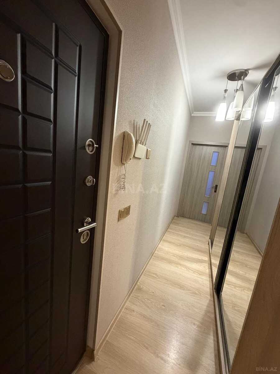 2 otaqlı Köhnə tikili, Azadlıq Prospekti m., Bakı