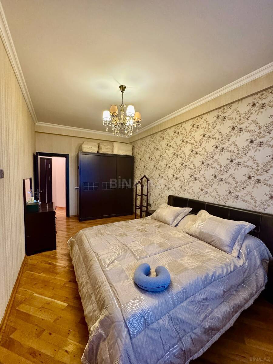 3 otaqlı Yeni tikili, İnşaatçılar m., Bakı