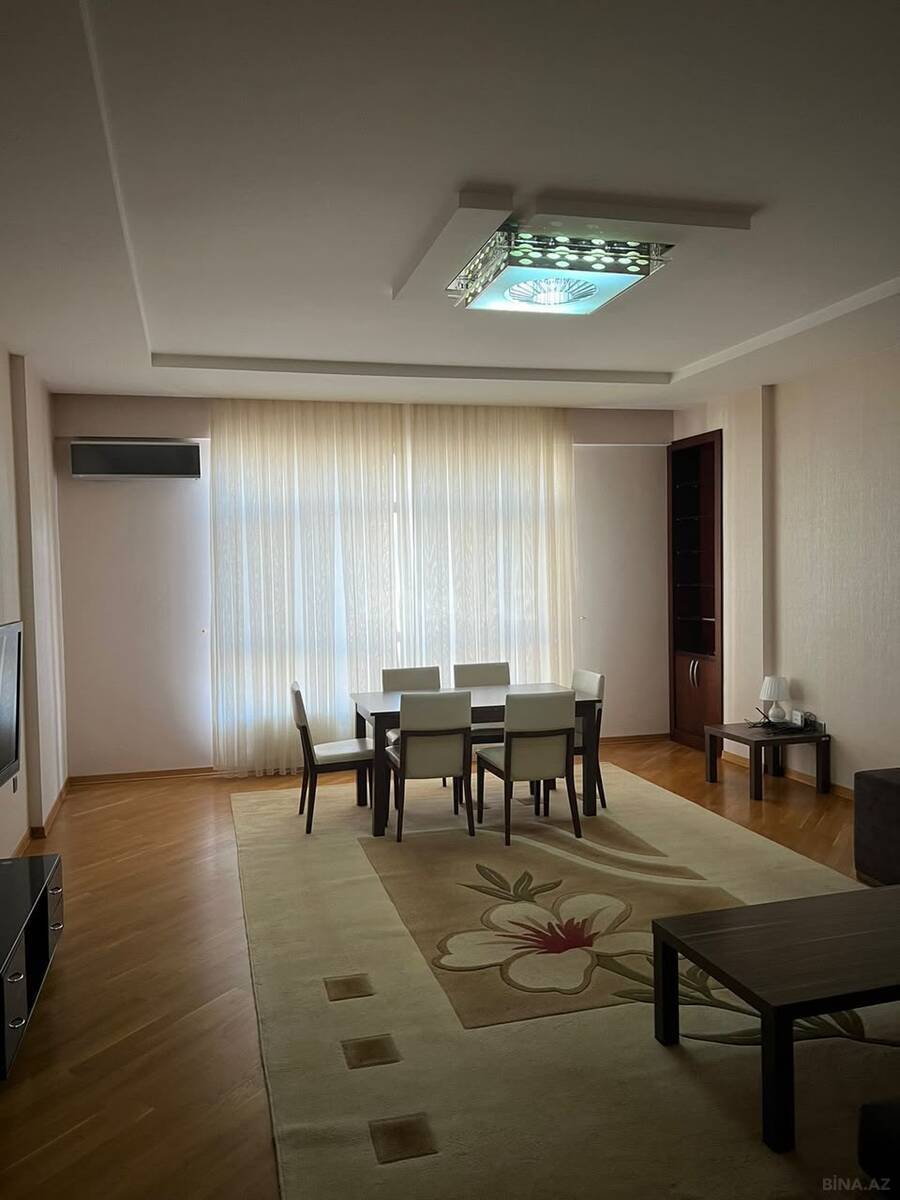 3 otaqlı Yeni tikili, İnşaatçılar m., Bakı
