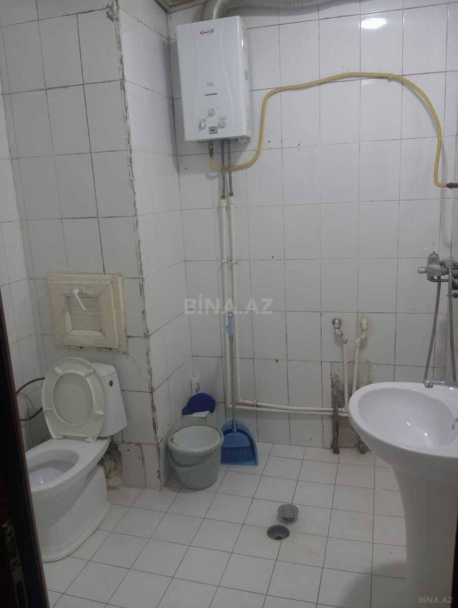 4 otaqlı Köhnə tikili, Xalqlar Dostluğu m., Bakı