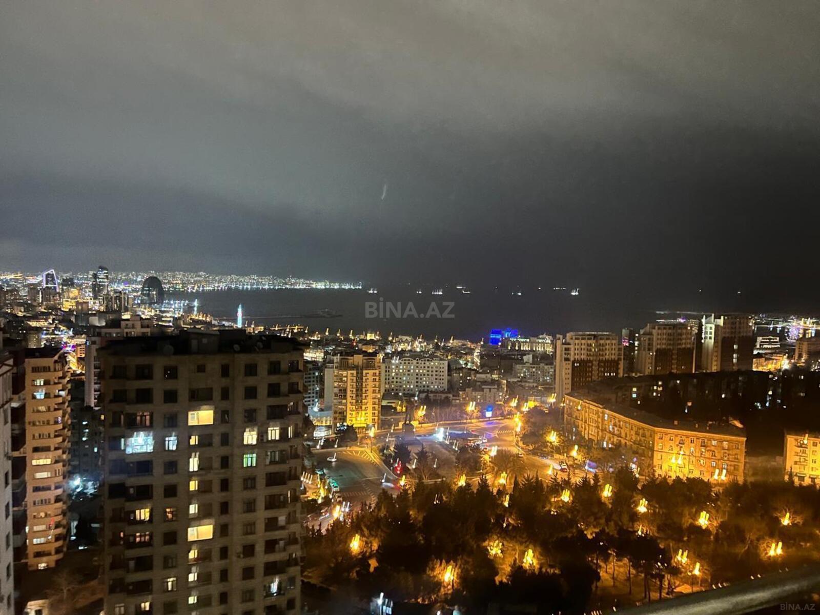 4 otaqlı Yeni tikili, Elmlər Akademiyası m., Bakı