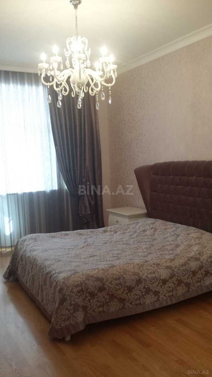4 otaqlı Yeni tikili, 28 May m., Bakı