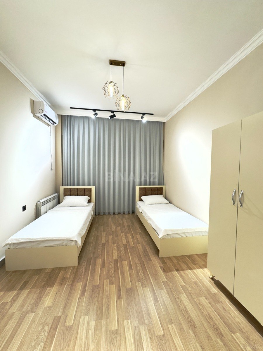 4 otaqlı Yeni tikili, Avtovağzal m., Bakı