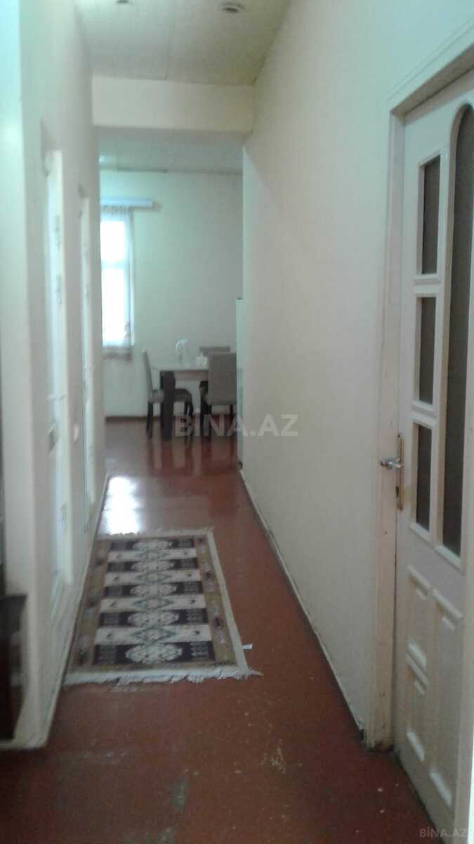 2 otaqlı Köhnə tikili, 28 May m., Bakı