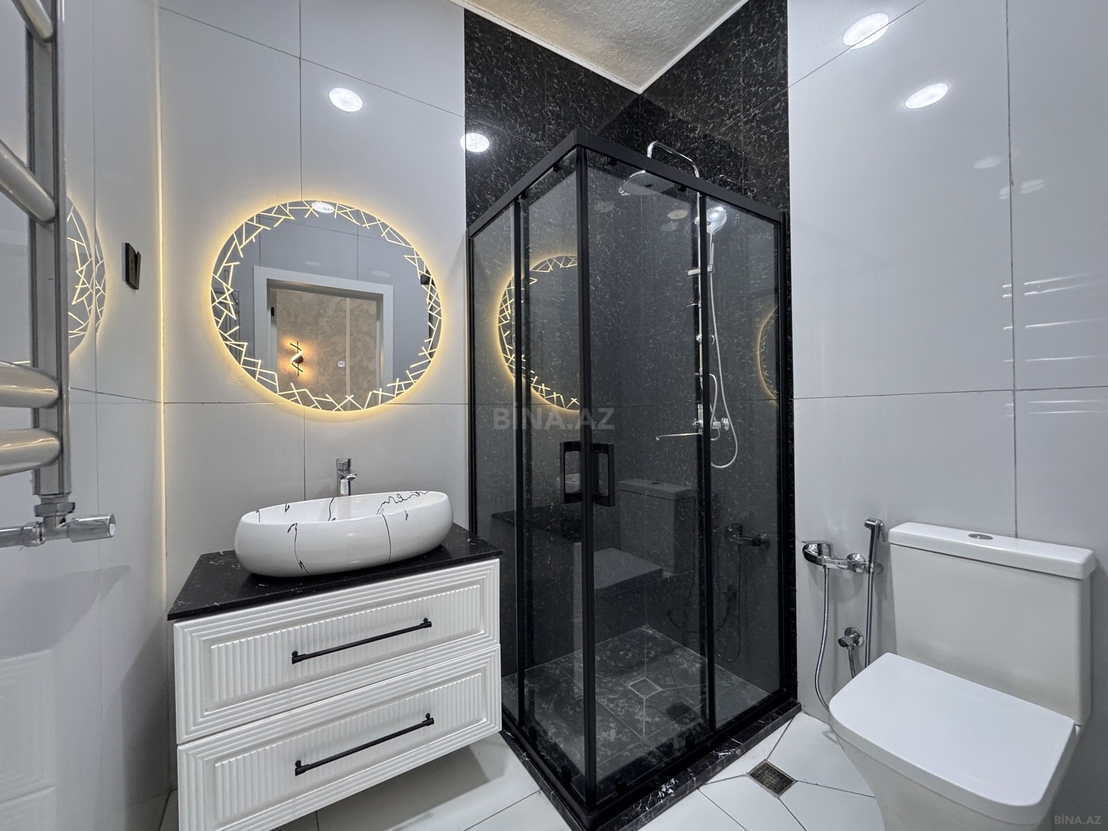 4 otaqlı Həyət evi/Bağ evi, Şüvəlan q., Bakı