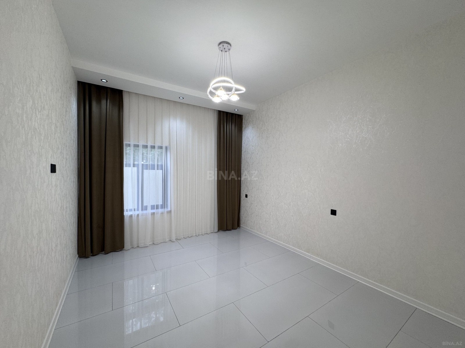 4 otaqlı Həyət evi/Bağ evi, Şüvəlan q., Bakı