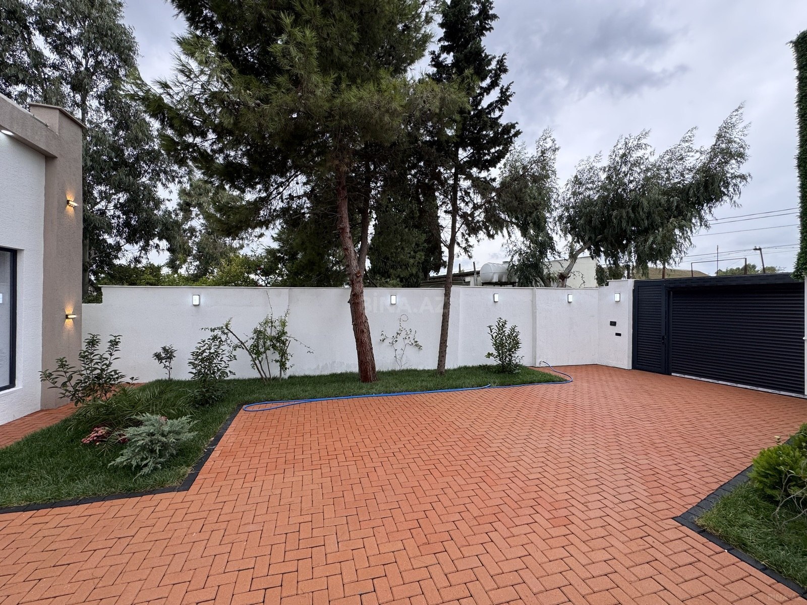 4 otaqlı Həyət evi/Bağ evi, Şüvəlan q., Bakı