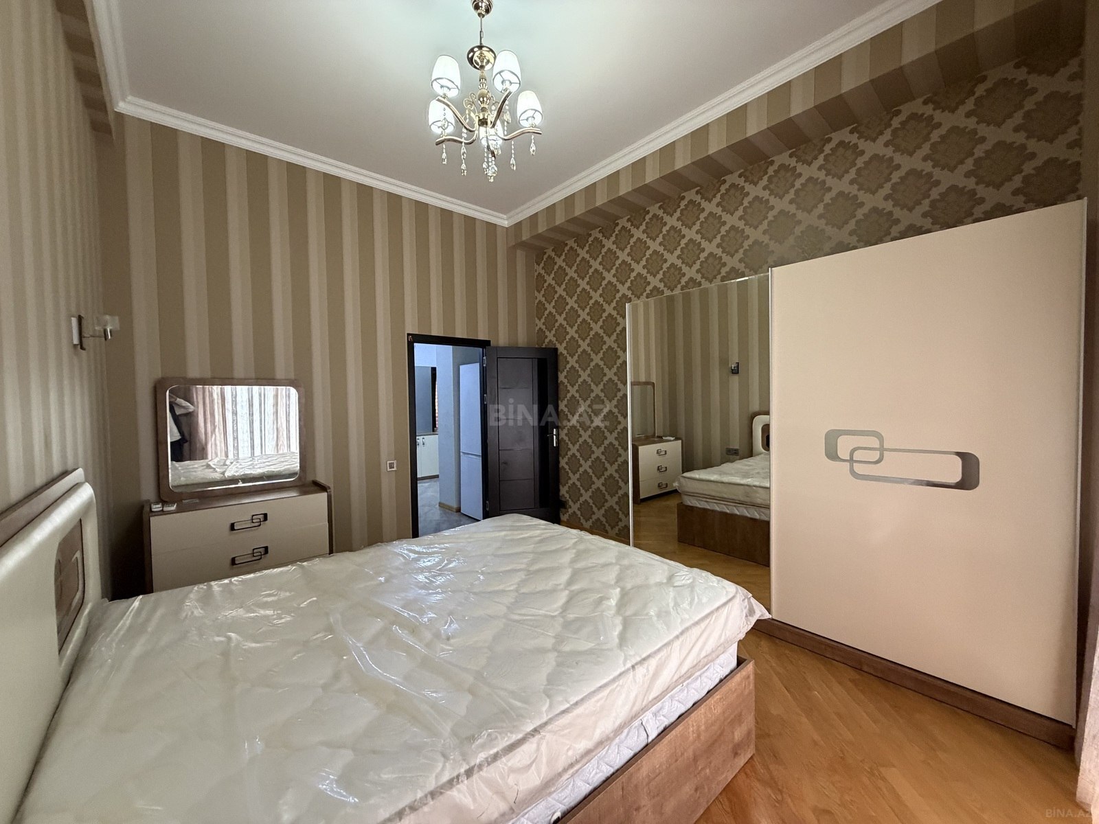 3 otaqlı Yeni tikili, Ağ şəhər q., Bakı