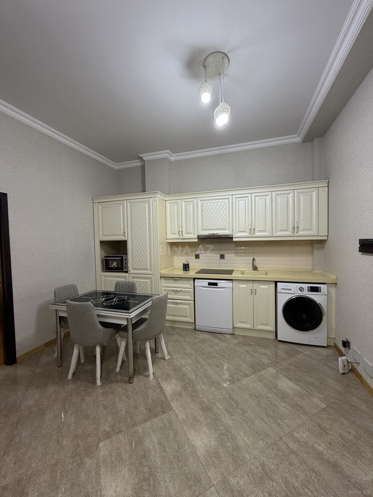 3 otaqlı Yeni tikili, Ağ şəhər q., Bakı