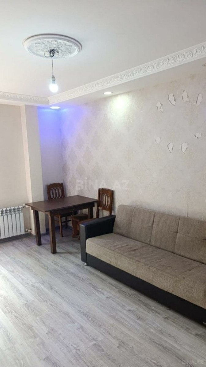 2 otaqlı Köhnə tikili, 7-ci mikrorayon q., Bakı