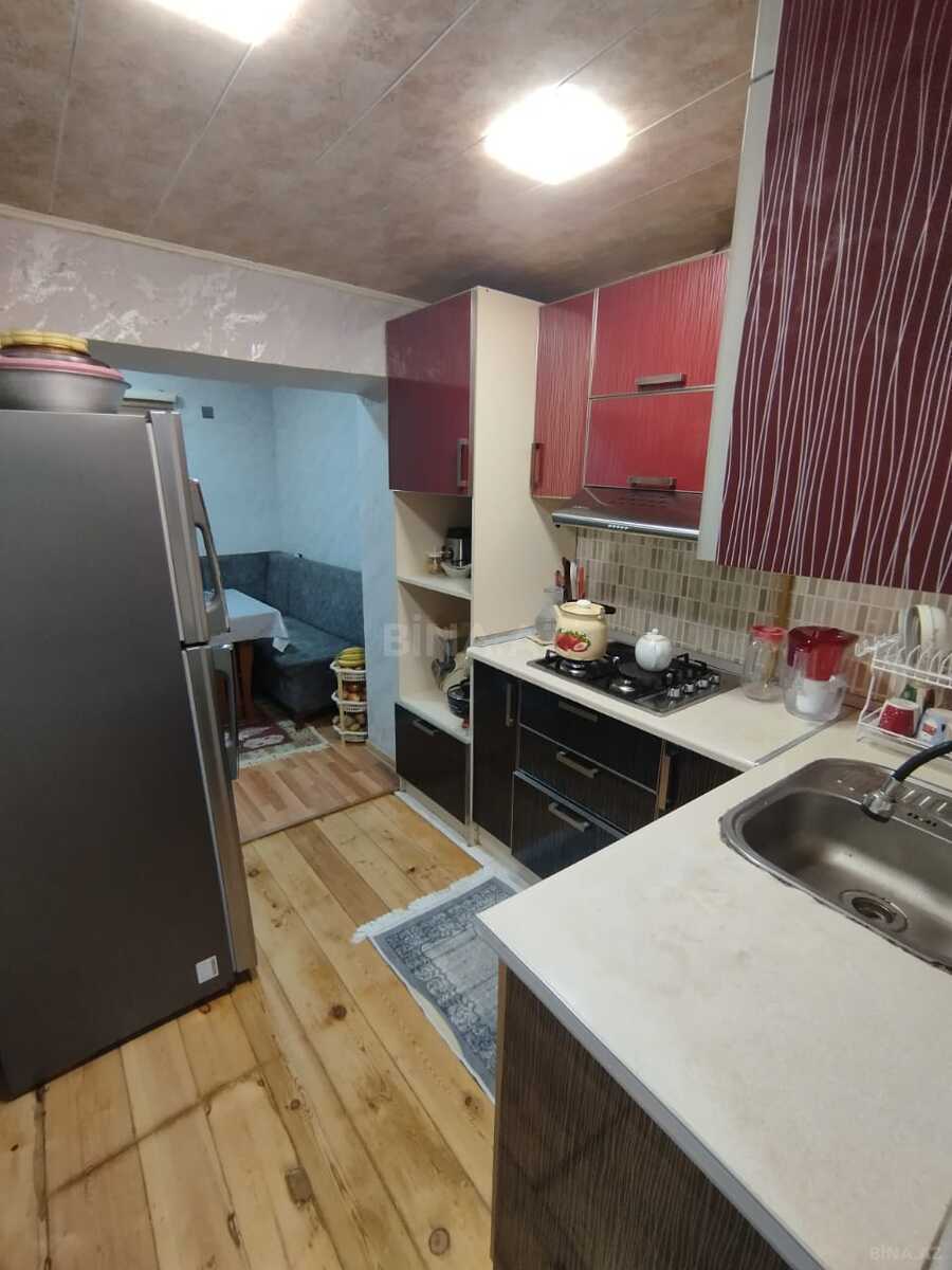 3 otaqlı Köhnə tikili, Həzi Aslanov m., Bakı