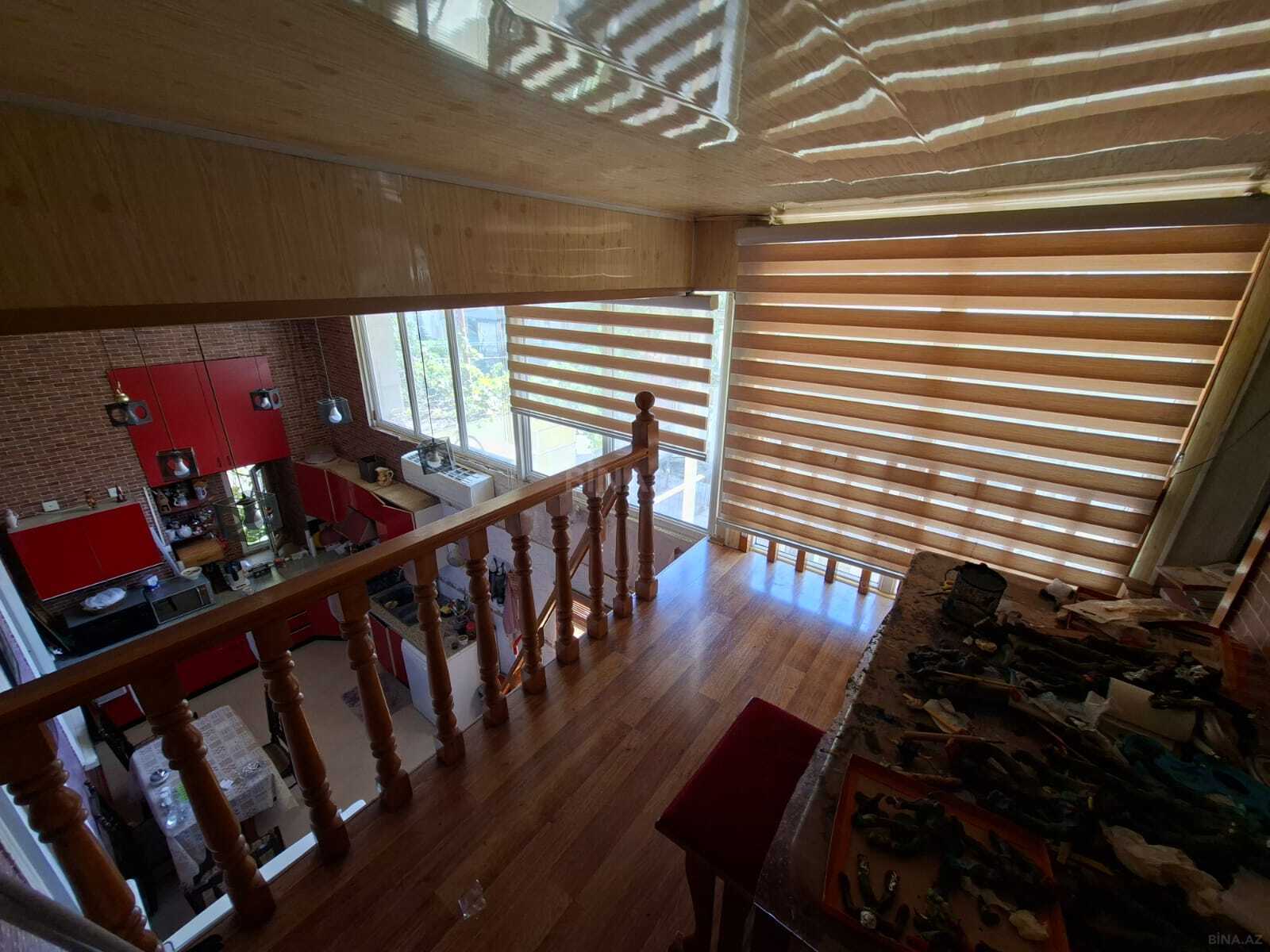 4 otaqlı Köhnə tikili, 28 May m., Bakı