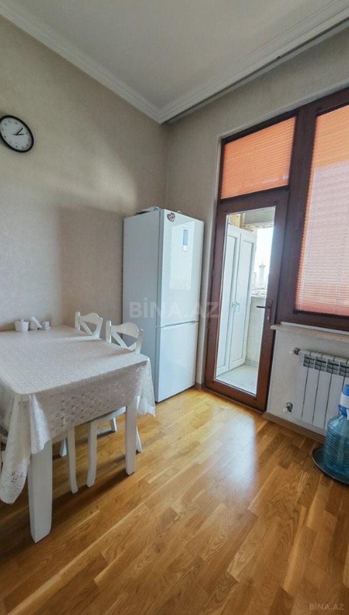 3 otaqlı Yeni tikili, Qara Qarayev m., Bakı