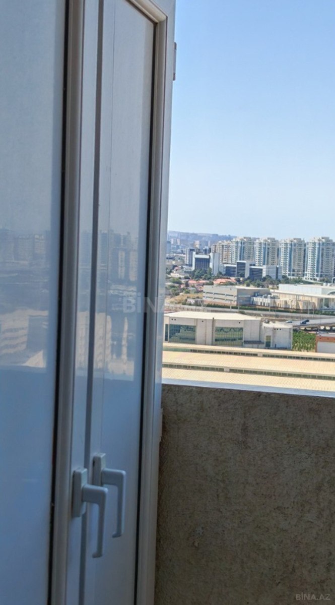 3 otaqlı Yeni tikili, Qara Qarayev m., Bakı
