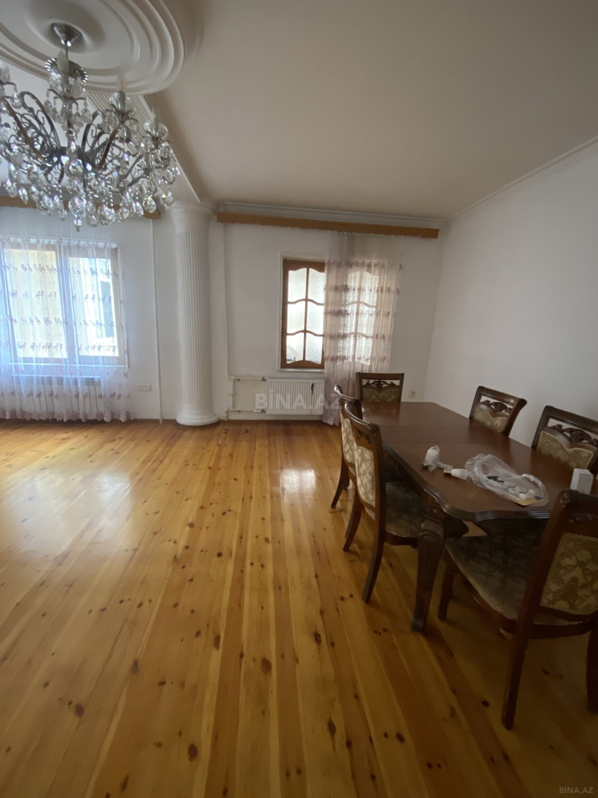 4 otaqlı Köhnə tikili, İnşaatçılar m., Bakı