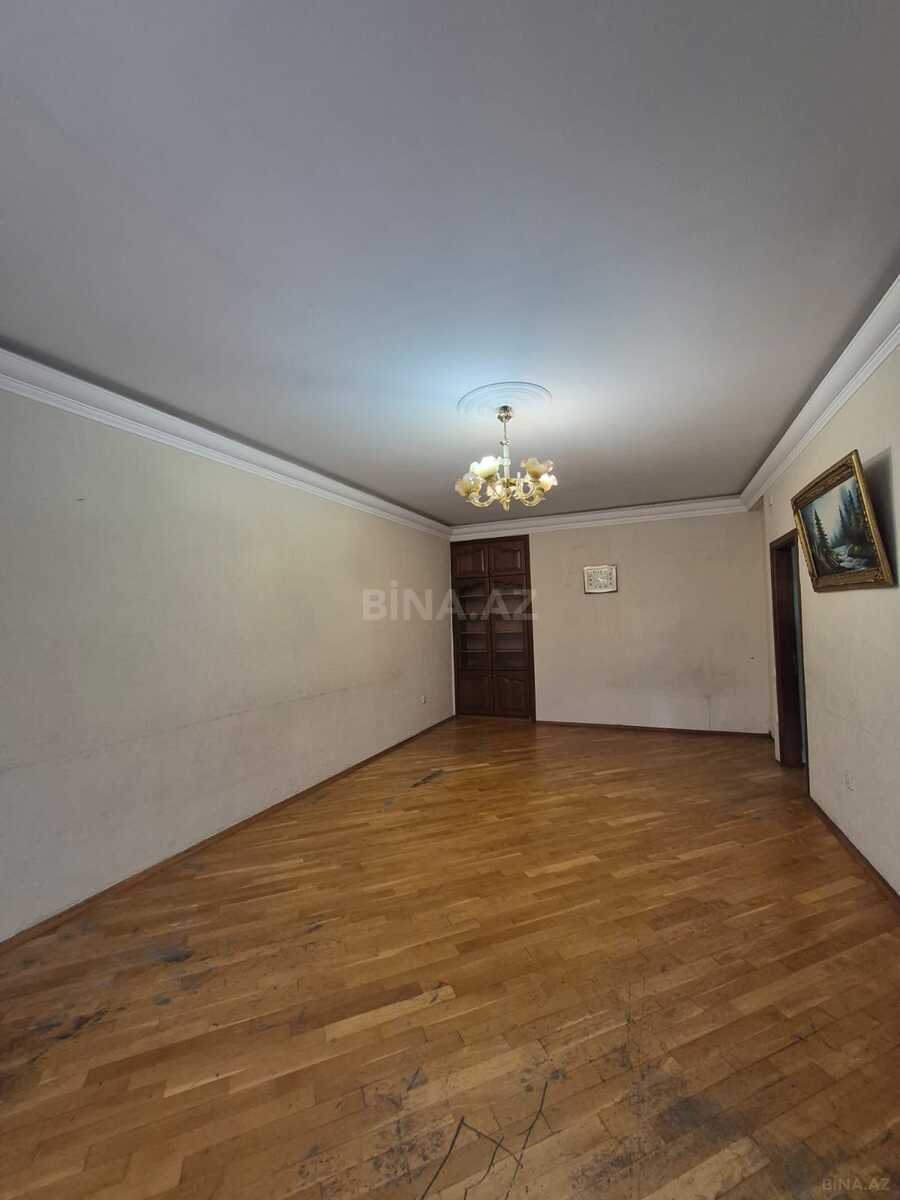 3 otaqlı Köhnə tikili, Nəsimi r., Bakı