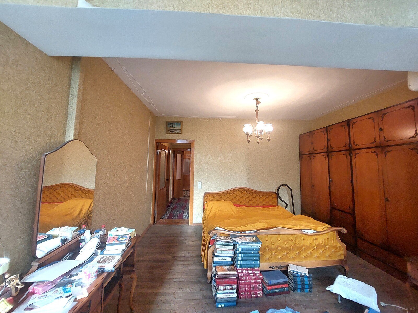 3 otaqlı Köhnə tikili, 28 May m., Bakı