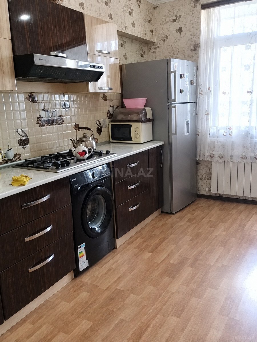 3 otaqlı Yeni tikili, 8 Noyabr m., Bakı