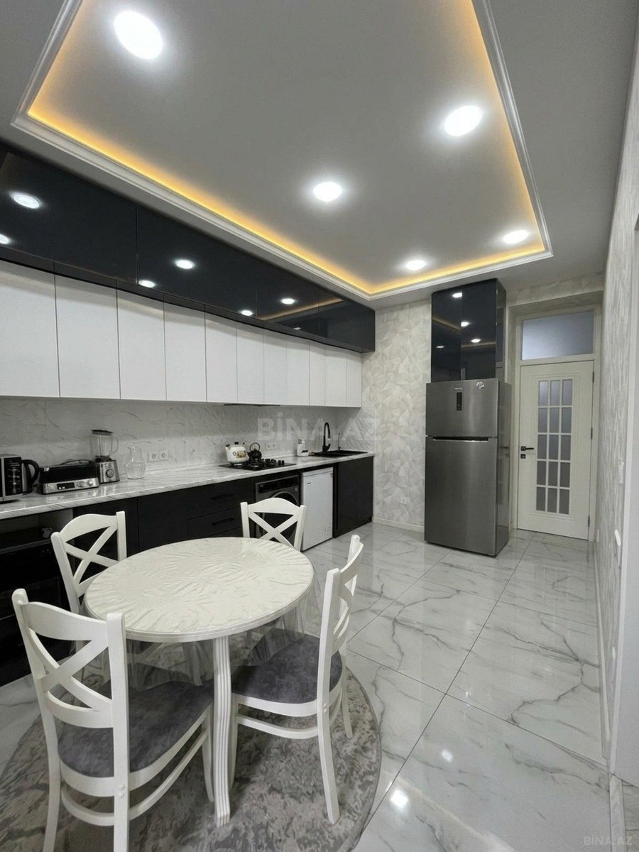 3 otaqlı Yeni tikili, Elmlər Akademiyası m., Bakı