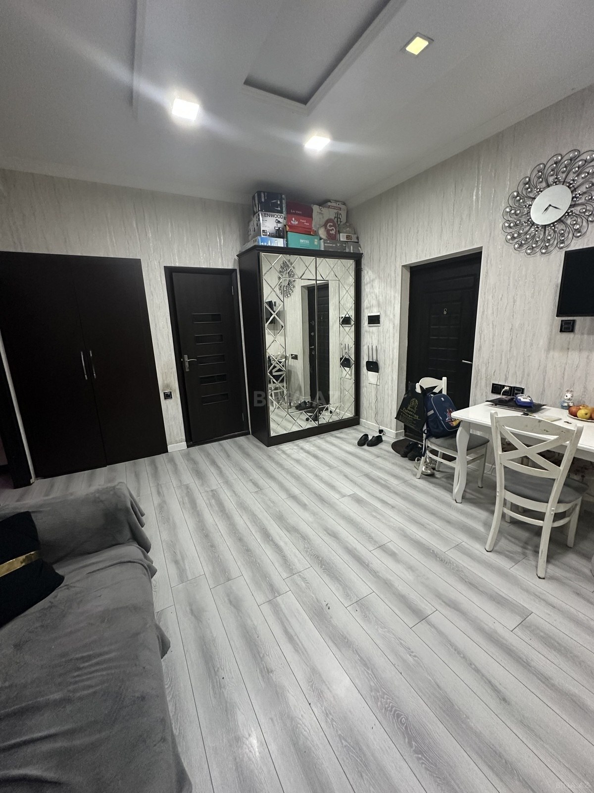 2 otaqlı Yeni tikili, Neftçilər m., Bakı