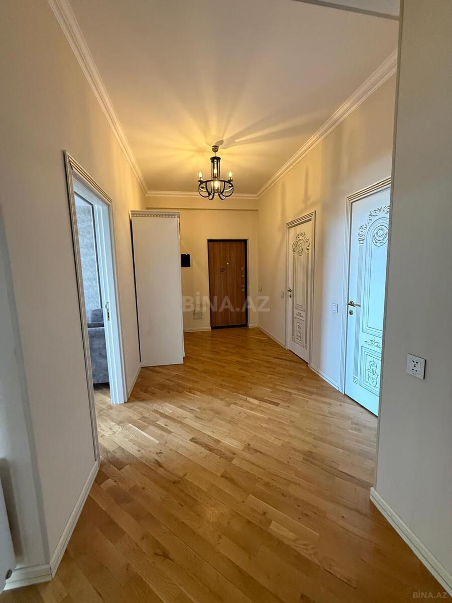 3 otaqlı Yeni tikili, Qara Qarayev m., Bakı