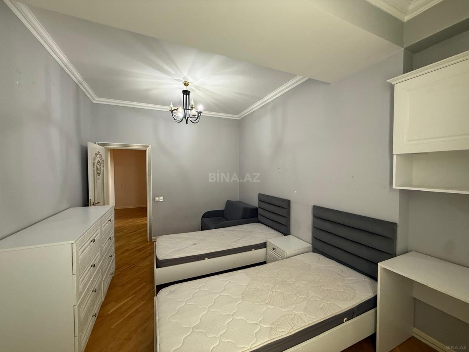 3 otaqlı Yeni tikili, Qara Qarayev m., Bakı