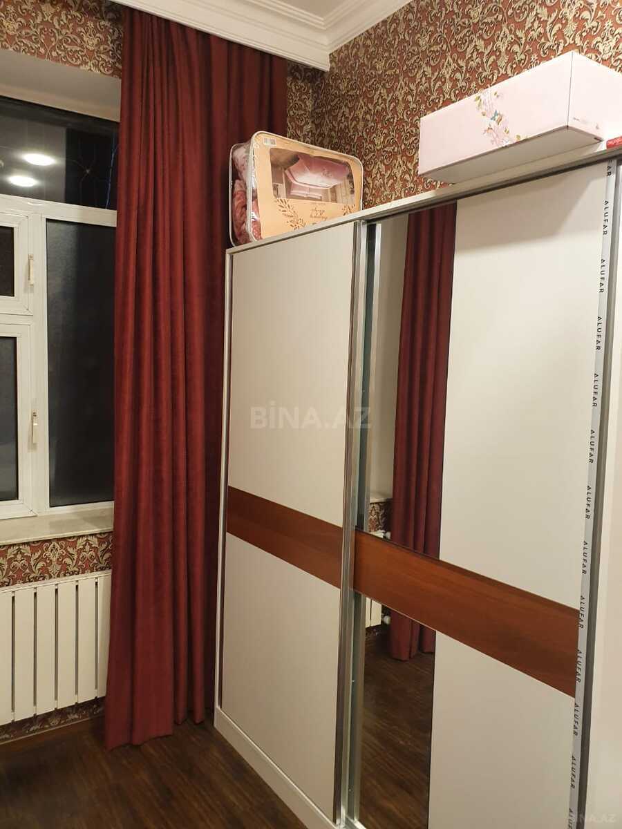 2 otaqlı Köhnə tikili, Sahil m., Bakı