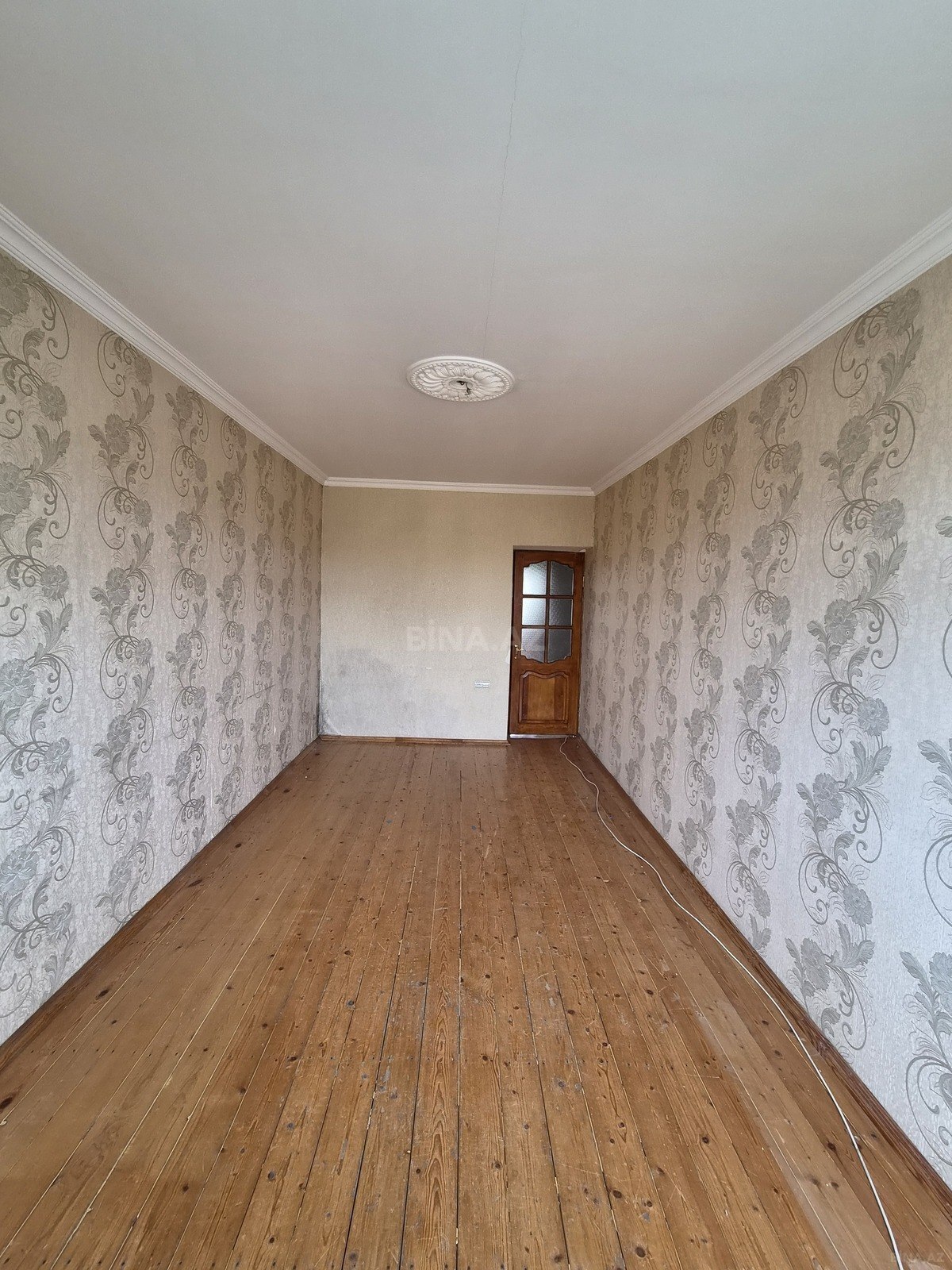 3 otaqlı Köhnə tikili, 7-ci mikrorayon q., Bakı