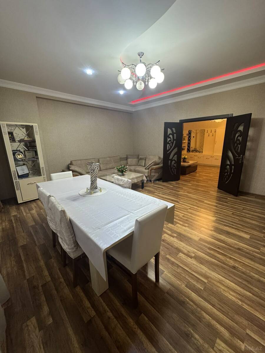 3 otaqlı Yeni tikili, Şah İsmayıl Xətai m., Bakı