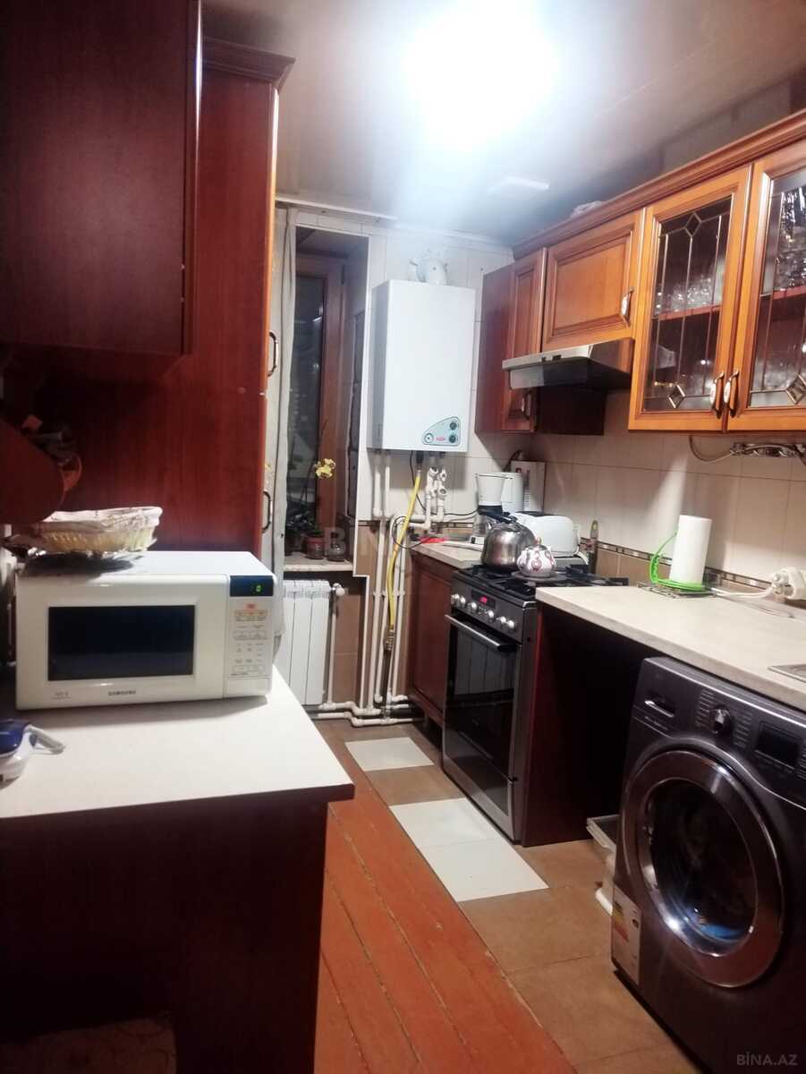 3 otaqlı Köhnə tikili, 20 Yanvar m., Bakı