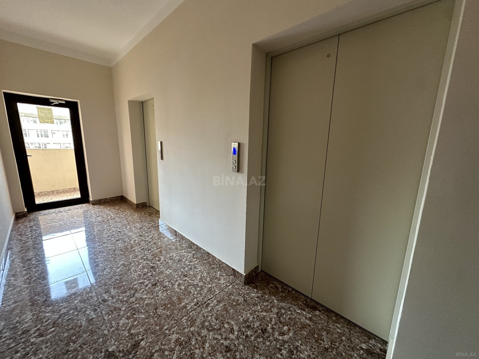 2 otaqlı Yeni tikili, Azadlıq Prospekti m., Bakı