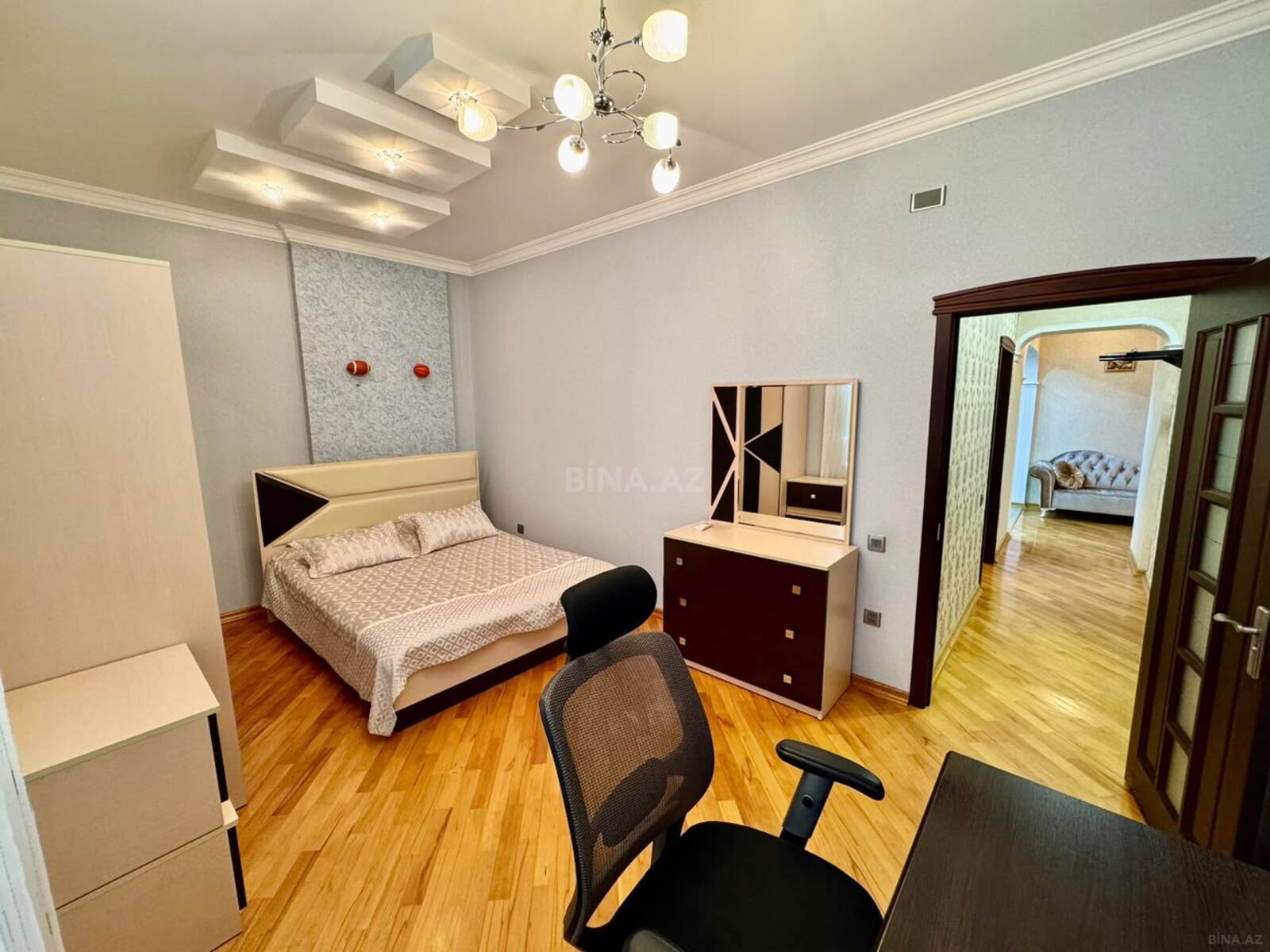 3 otaqlı Yeni tikili, İnşaatçılar m., Bakı