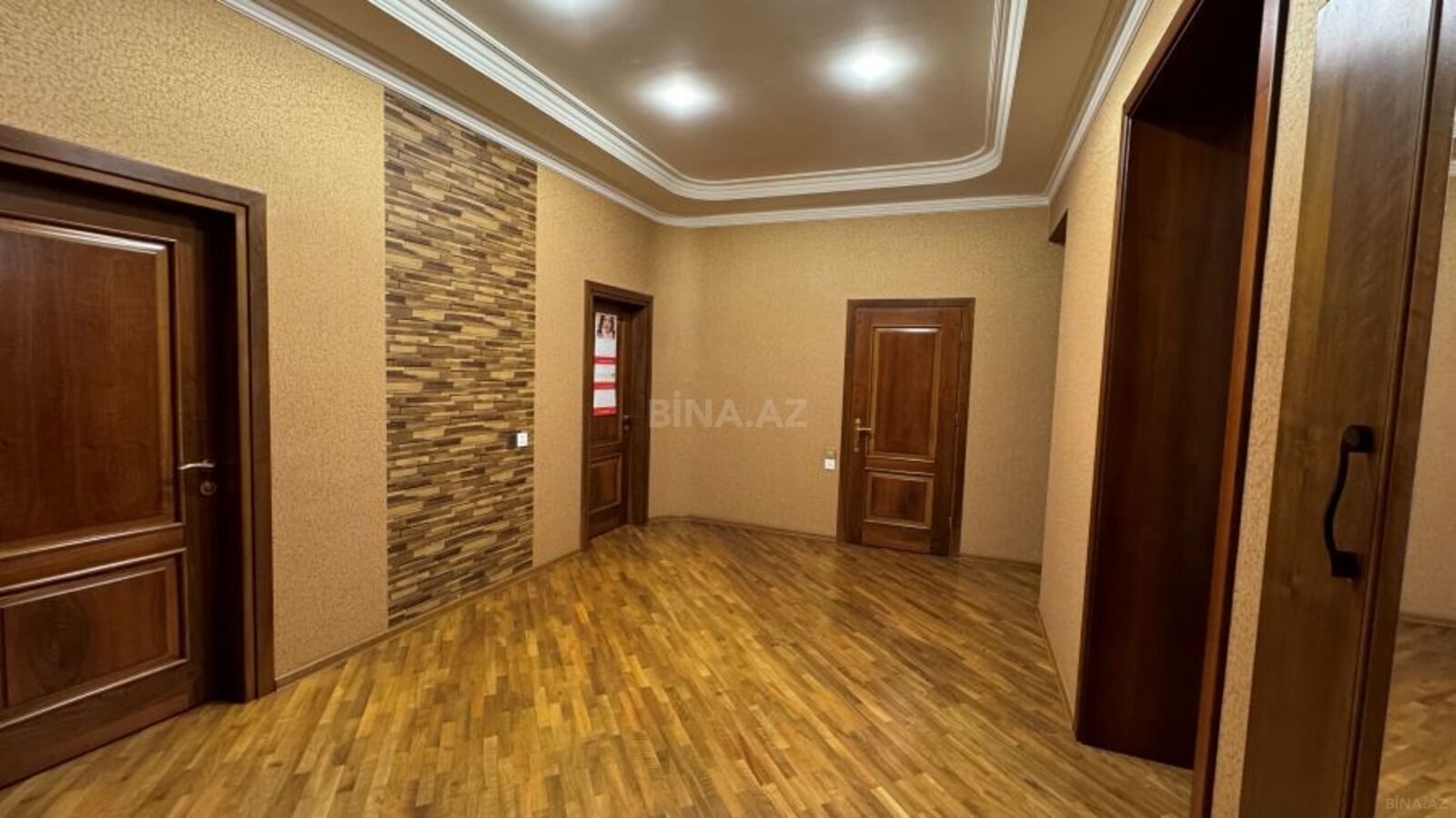 3 otaqlı Yeni tikili, Nizami m., Bakı