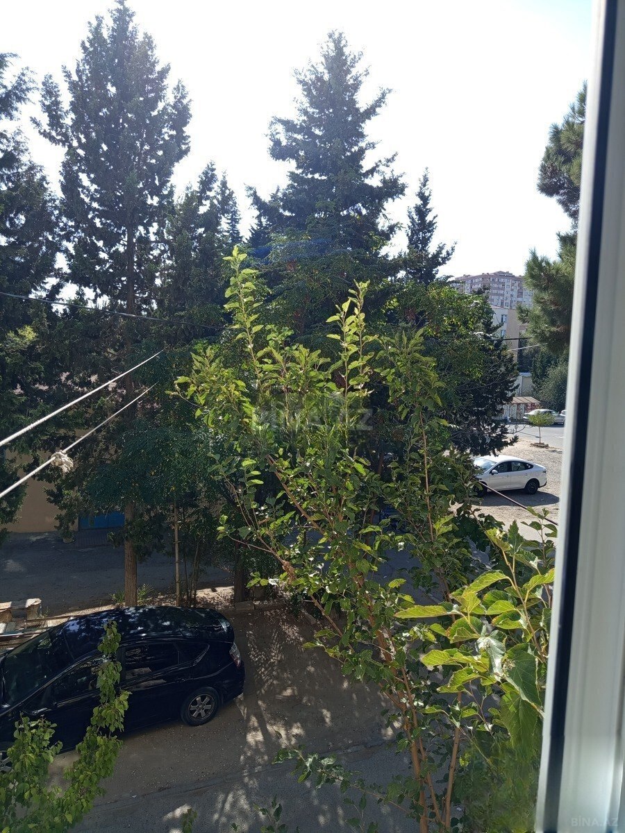 3 otaqlı Köhnə tikili, Sumqayıt