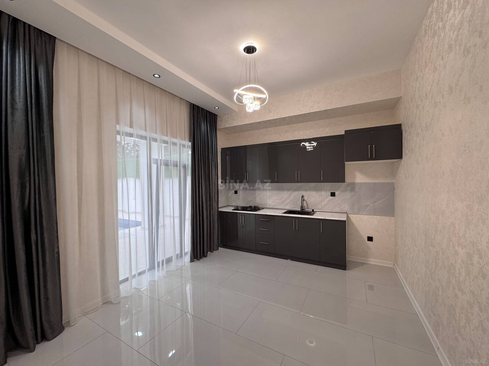 4 otaqlı Həyət evi/Bağ evi, Şüvəlan q., Bakı