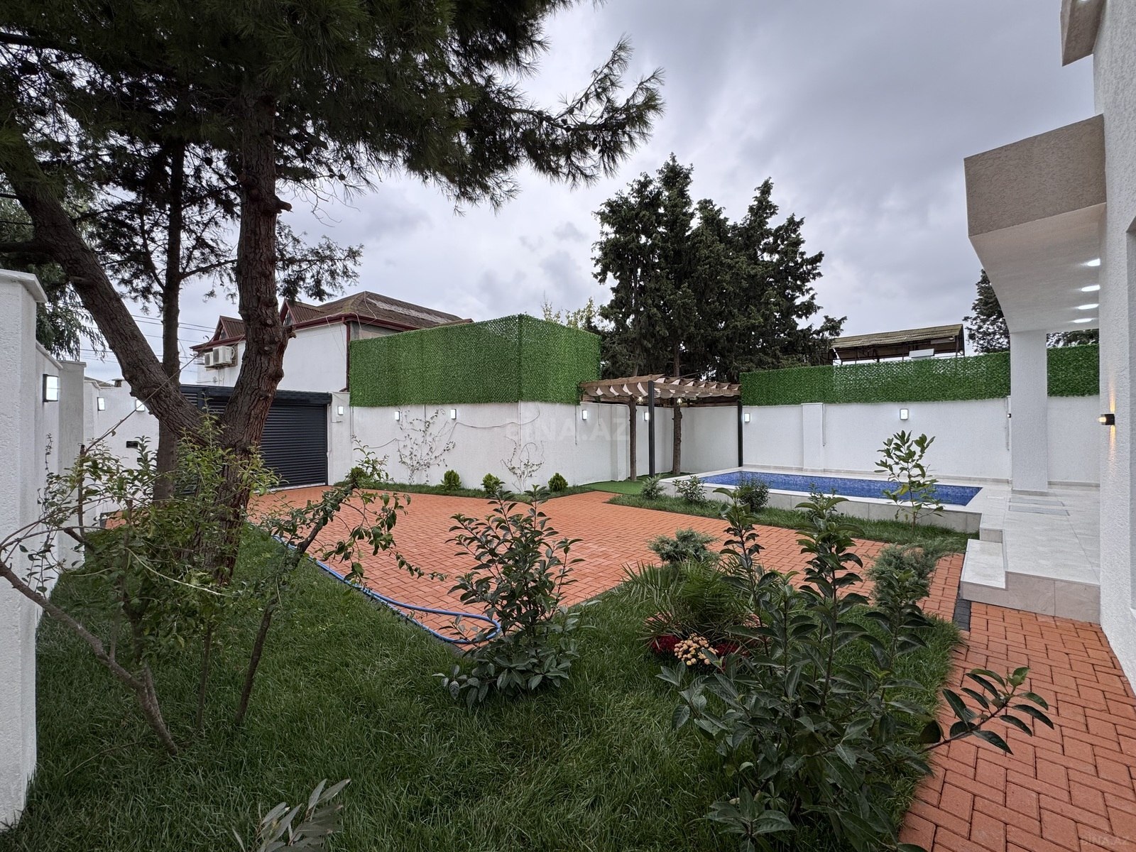 4 otaqlı Həyət evi/Bağ evi, Şüvəlan q., Bakı
