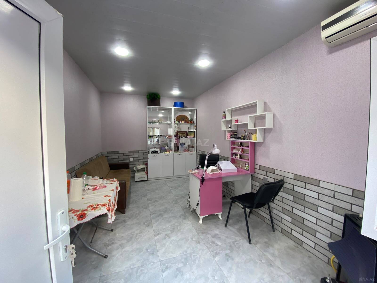 7 otaqlı Həyət evi/Bağ evi, Binəqədi q., Bakı