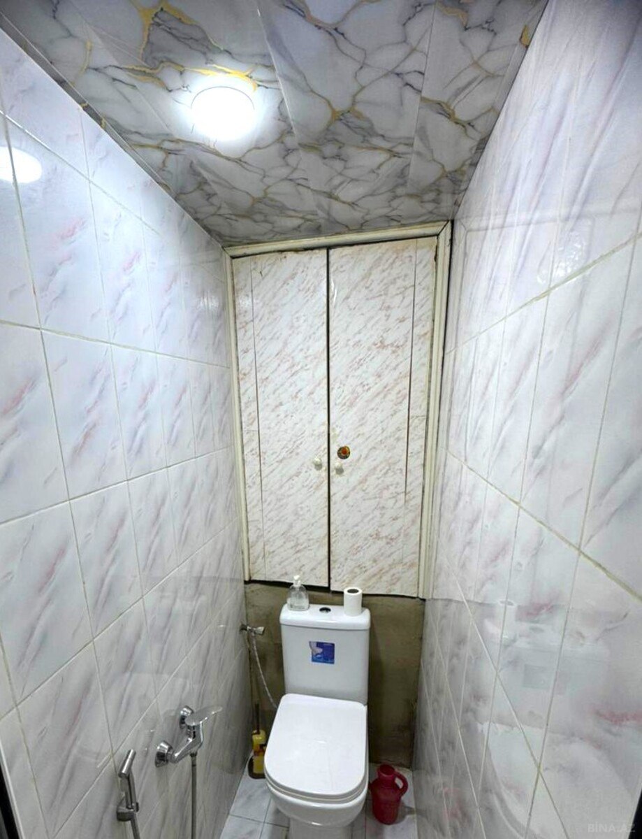 2 otaqlı Köhnə tikili, Qaraçuxur q., Bakı