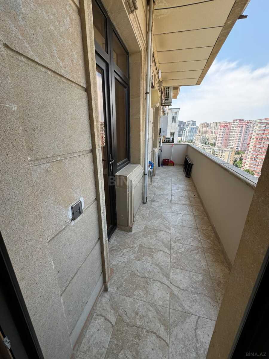 3 otaqlı Yeni tikili, 8 Noyabr m., Bakı