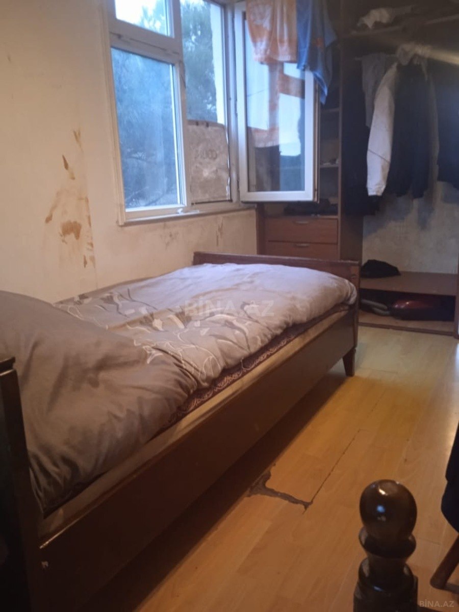 3 otaqlı Köhnə tikili, Neftçilər m., Bakı