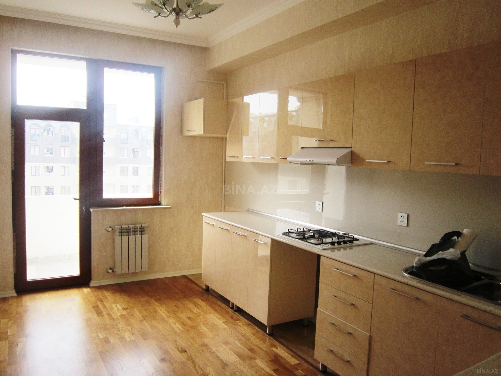2 otaqlı Yeni tikili, Qara Qarayev m., Bakı